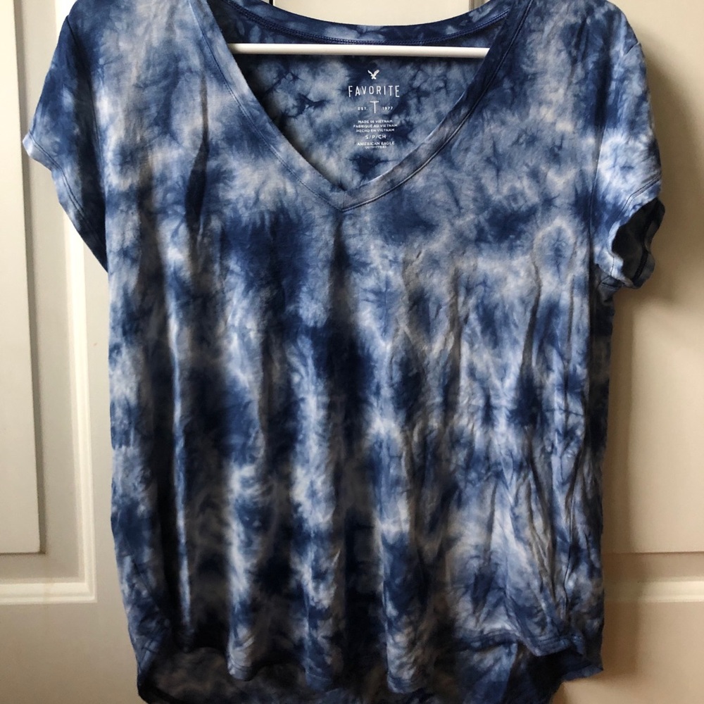 NWB American Eagle Tie-Dye Blue Favorite T
